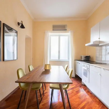 Sonder — Piazza Barberini 3* Rome